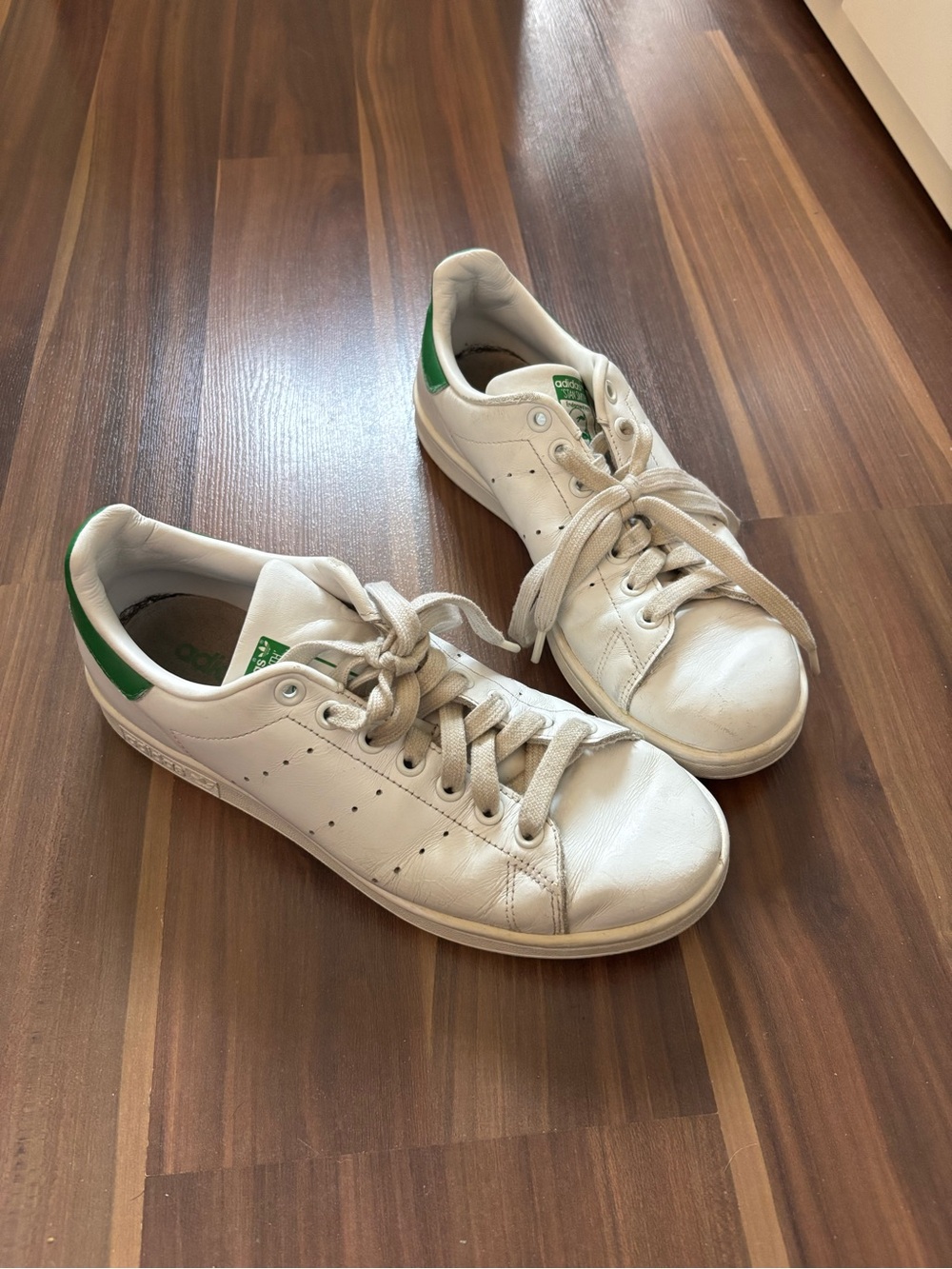 Adidas Stan Smith White Leather Sneakers with Green Heel Tab